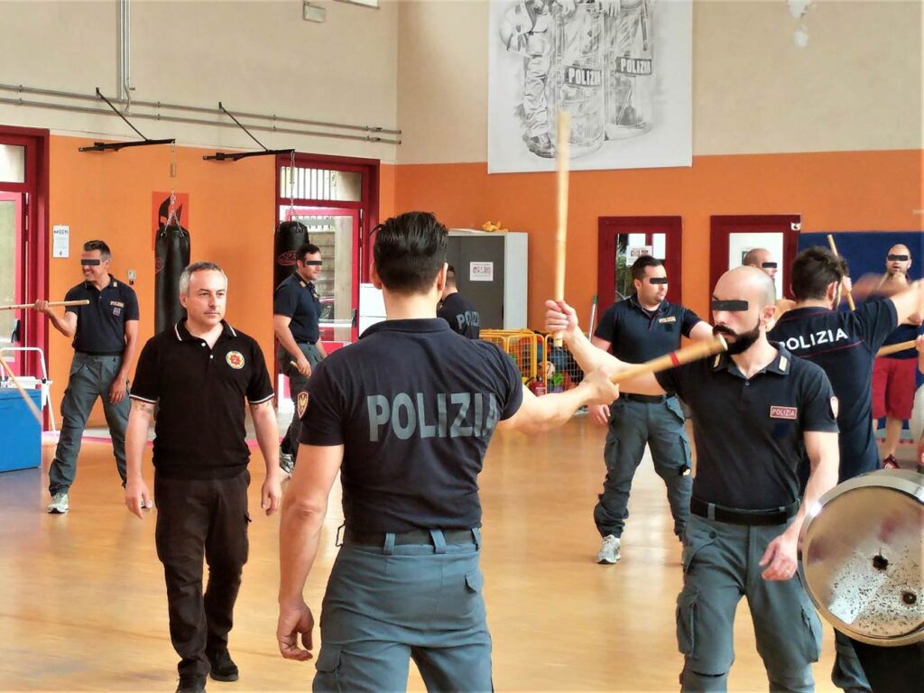 Kali Kalasag | L’arte della difesa personale | Carabinieri